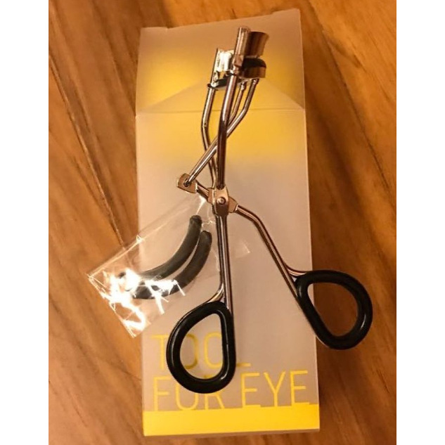 Skin Food Soft Eyelash Curler